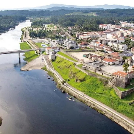 Luminoso Y Acogedor * Salvatierra de Mino
